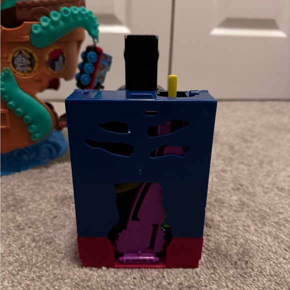 {Thomas the train} toy bundle - Picture 13 of 16